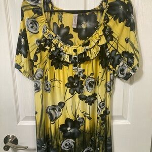 Gitano Yellow and Black Floral Blouse